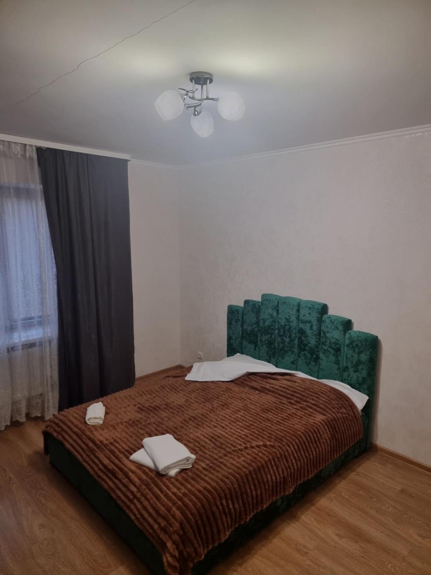 Port City Apartment Lutsk Exterior photo